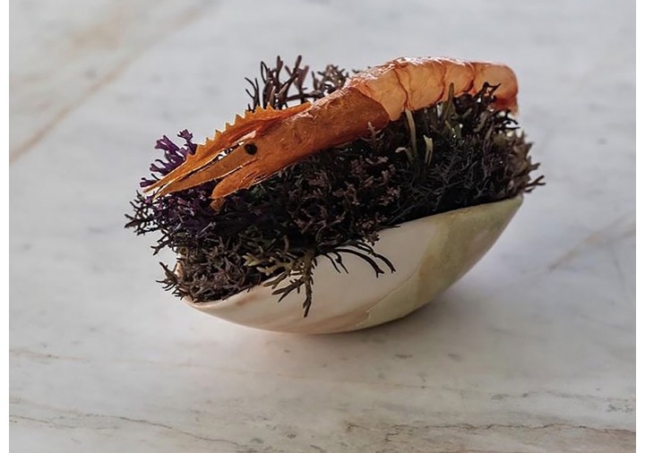 Custom tableware for DELTA restaurant at the SNFCC